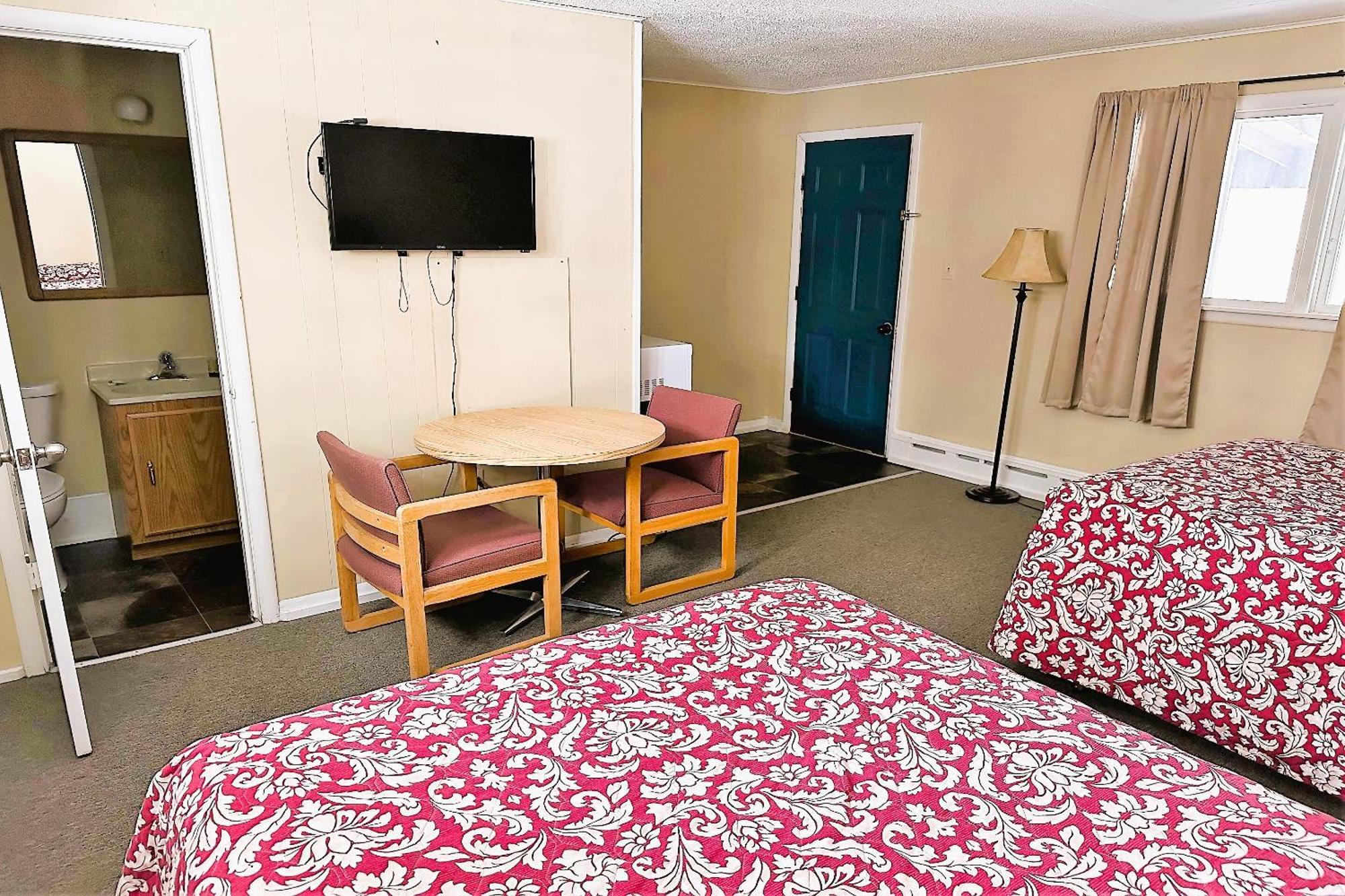 Love Hotels Timberline By Oyo Lake Superior Ironwood Luaran gambar
