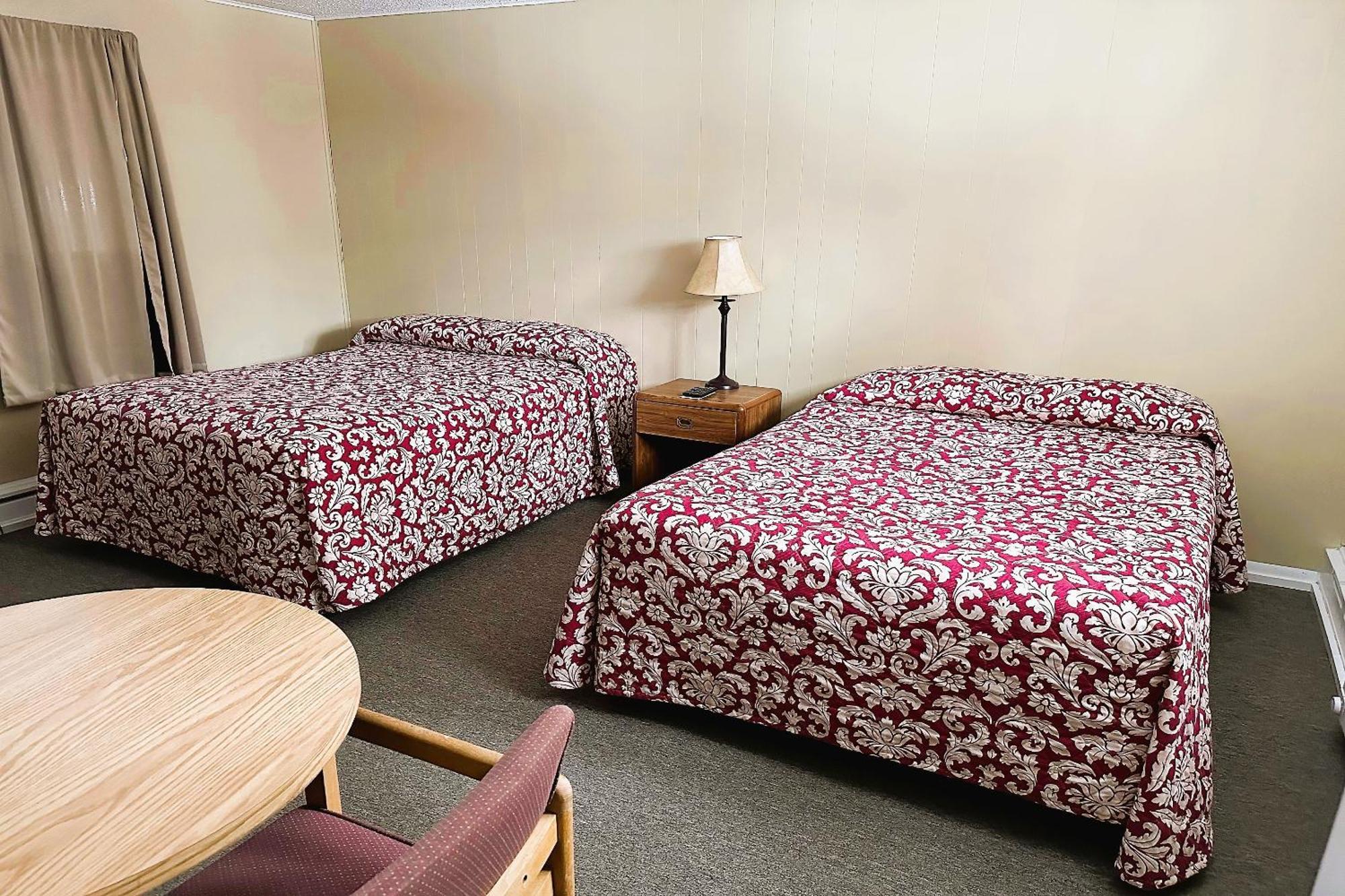 Love Hotels Timberline By Oyo Lake Superior Ironwood Luaran gambar